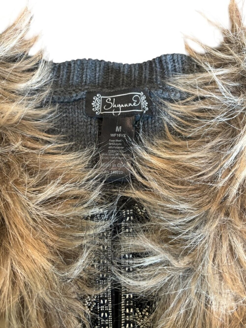Skyanne Women’s Faux Fur Knitted Back Vest - Picture 3 of 6